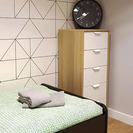 Crystal Hostel *