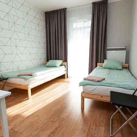 Hostel Crystal *